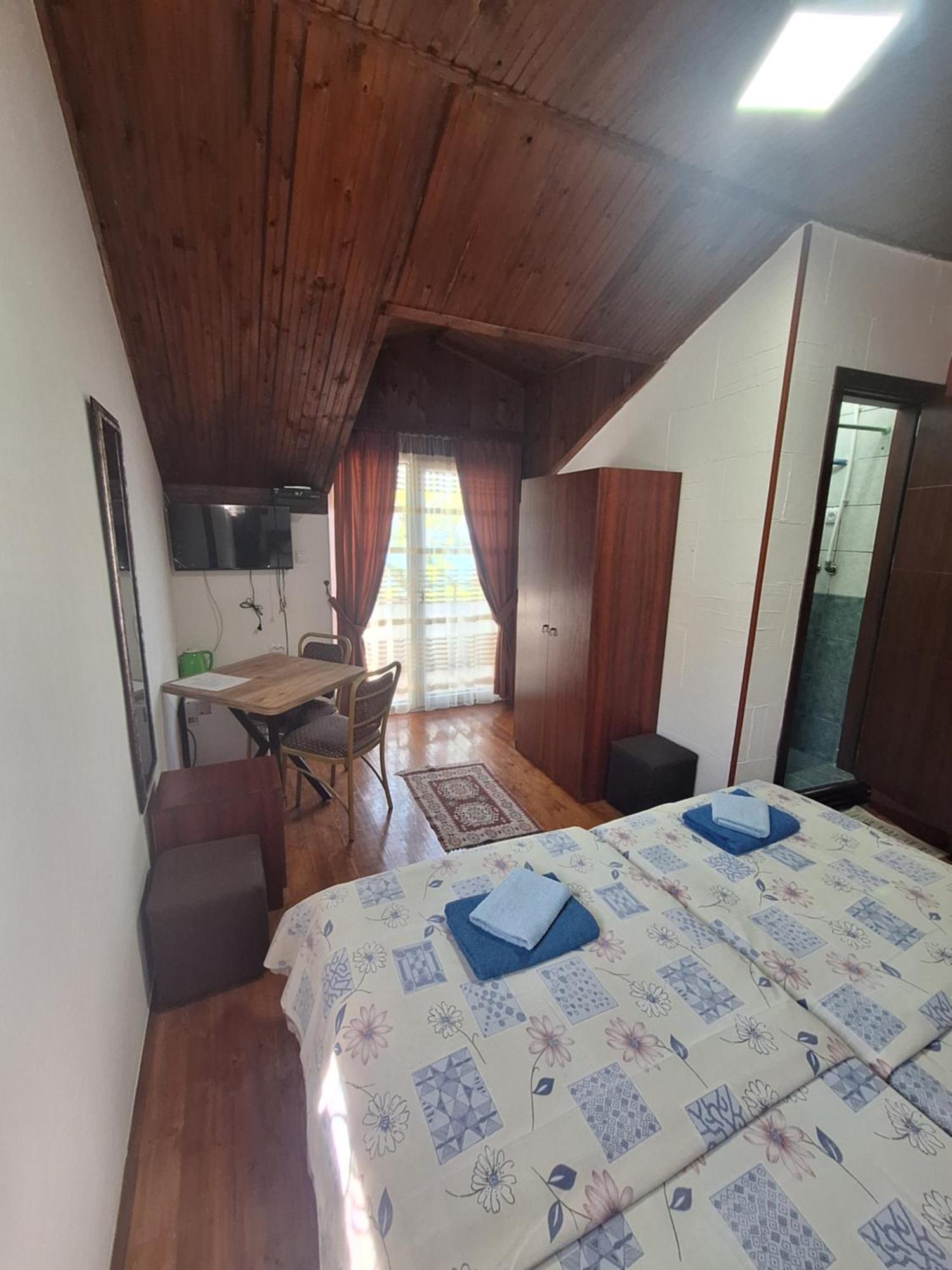 Villa Filip Trpejca Bilik gambar